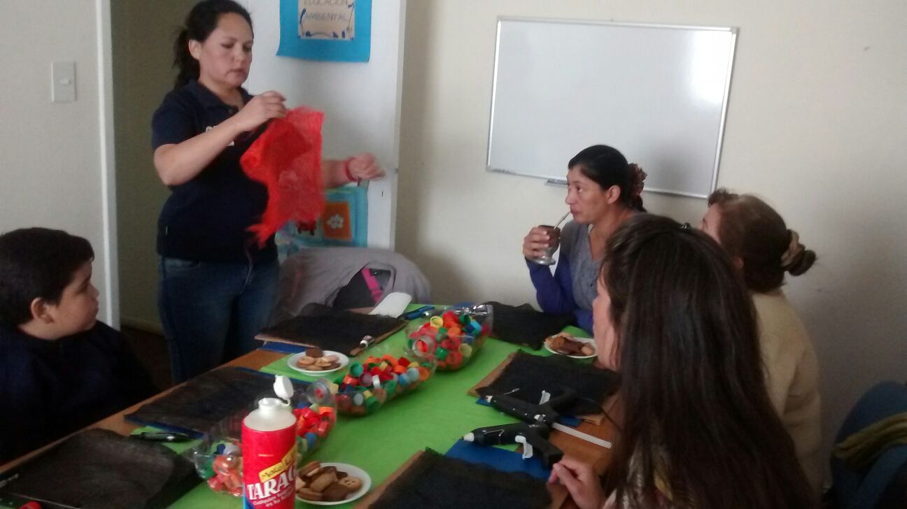 Ambiente desarrolla acciones de educación ambiental no formal para adultos en Comodoro Rivadavia